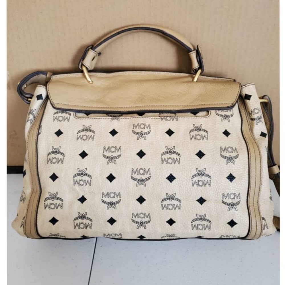 MCM VISETOS Cream 2way Shoulder Bag - Picture 2 of 13